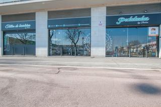Location Local commercial à Zona Industrial. Local comercial de 120m2 en alquiler en zona ronda santa maria d