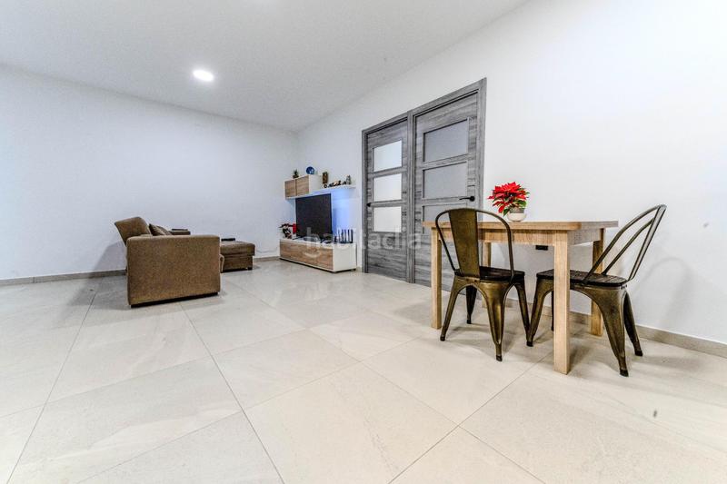 Foto 99414e61-6a95-4de0-a440-9f7e075f0161. Ground floor with heating in Eixample Sabadell