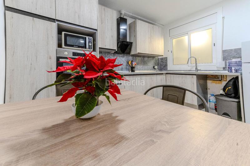 Foto f4c3c39c-9447-474e-82ae-7832b3276b5f. Ground floor with heating in Eixample Sabadell