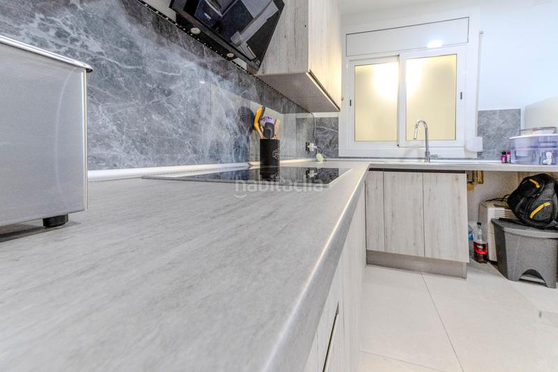 Foto f970d9bc-a9c7-4e6f-93d9-5a1183955654. Ground floor with heating in Eixample Sabadell