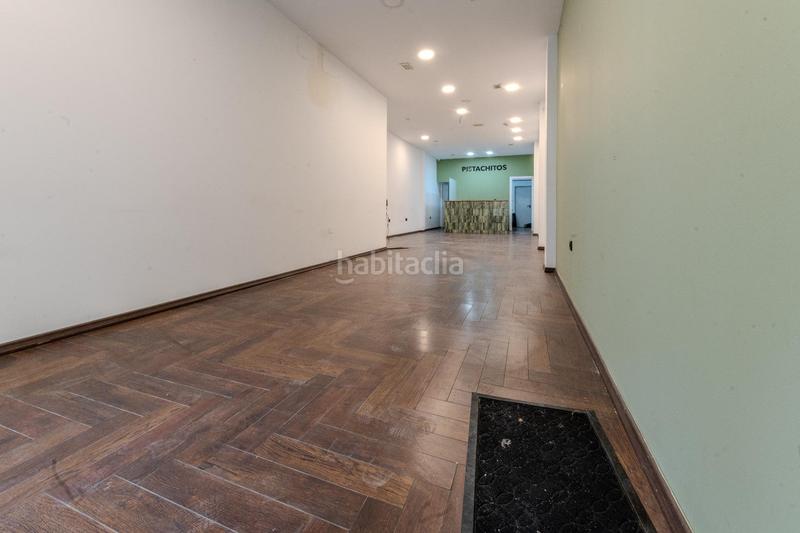Foto a9f57be8-5dcc-493e-a4b5-114741e5edda. Lloguer local comercial a Eixample Sabadell