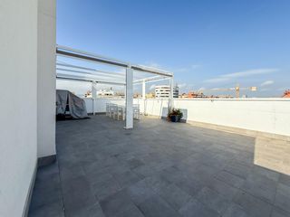 Affitto Attico in Centre. Espectacular ático con terraza de 100 m2 en centro