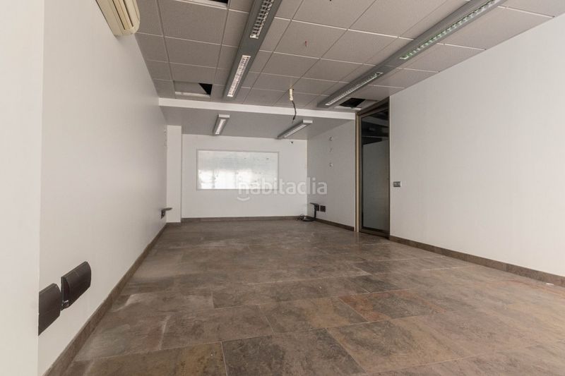Foto 37aff4b2-a738-4f01-9dd7-e92859f9af0e. Location bureau avec chauffage dans Eixample Sabadell
