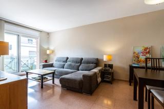Pis  Carrer fatjo de. Piso familiar de 4 habitaciones, con suite, balcn y mucha luz n