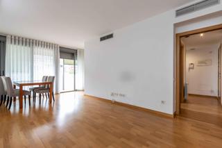 Appartement  Carrer de bosc. Un hogar pensado para disfrutar del espacio, la luz y los pequeñ