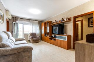 Appartamento in Espronceda. Piso amplio,reformado luminoso y mucho ms