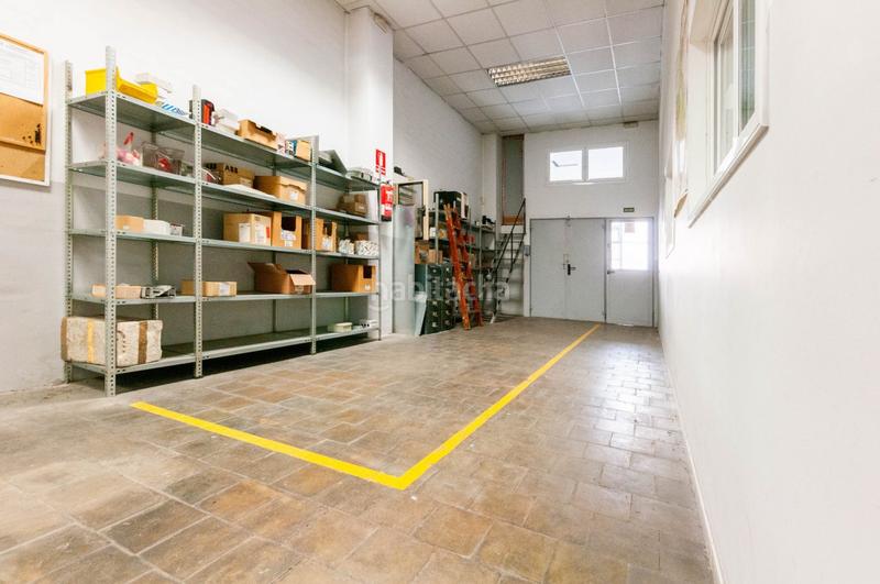 Foto 079e85fe-8c0b-48fa-8b9e-c6f3698f50ac. Affitto capannone industriale in Eixample Sabadell