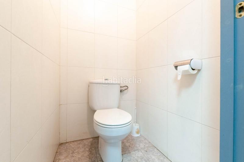 Foto 04418711-5a83-45a7-aa9d-680c9963a99a. Alquiler nave industrial  de 580 m junto avinguda de barberà en Sabadell