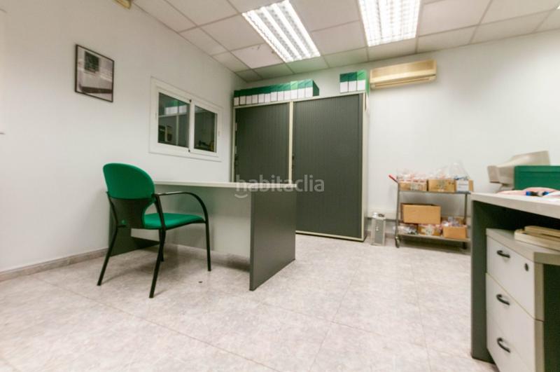 Foto b8c998a7-944f-472d-bc75-cae0edbdb382. Alquiler nave industrial  de 580 m junto avinguda de barberà en Sabadell