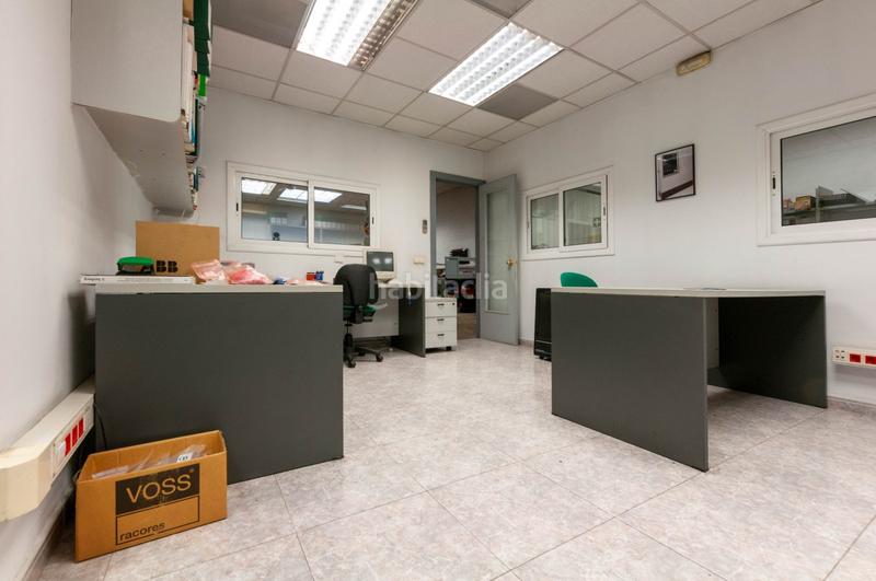 Foto 67ad8831-dbbd-459d-b66b-101eff80113d. Miete fabrikhalle in Eixample Sabadell