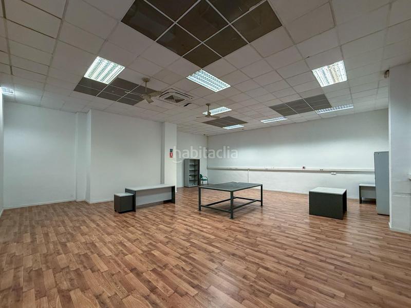 Foto 817f9b0b-a9cb-4e70-9c68-6e4eef62b691. Miete fabrikhalle in Eixample Sabadell