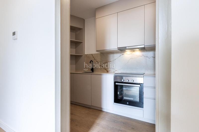 Foto b05d2755-d1c2-428c-87f4-ced182d37aa5. Pis a Centre Sabadell