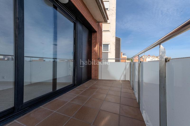 Foto 18582ffd-cd0c-47cc-8116-ed620375feb9. Piso  seminuevo con terraza de 45 m en Can Baró Barcelona