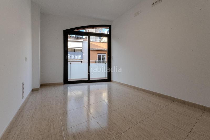 Foto 19865236-251b-4e9d-941a-e5fe2619d72d. Piso  seminuevo con terraza de 45 m en Can Baró Barcelona