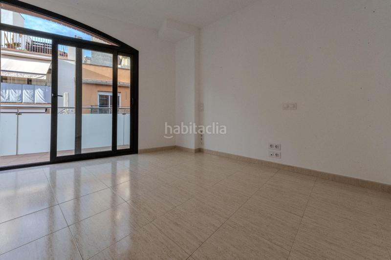 Foto 7dc70c2a-0514-49e4-8e6d-32d19d95f4df. Piso  seminuevo con terraza de 45 m en Can Baró Barcelona