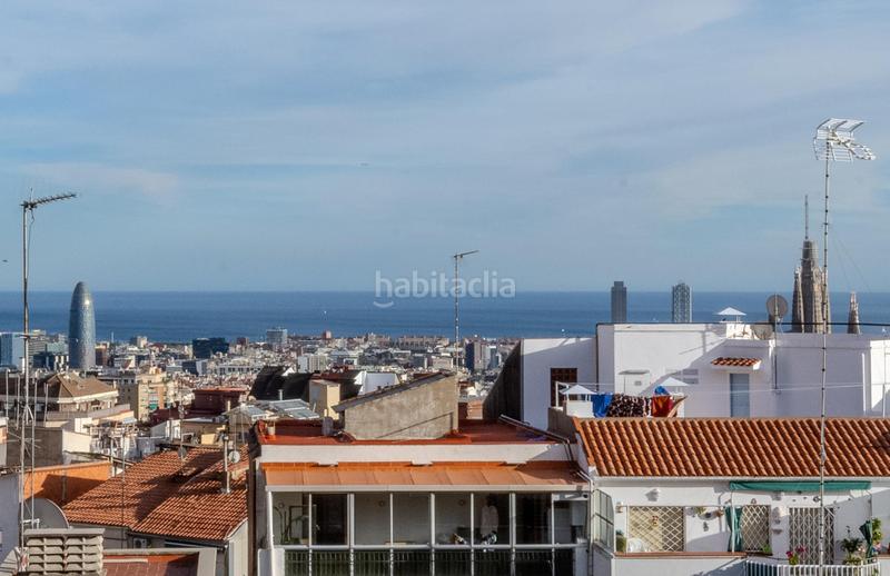 Foto b83bf339-7cc0-4f31-984b-1562bd9439e4. Piso  seminuevo con terraza de 45 m en Can Baró Barcelona