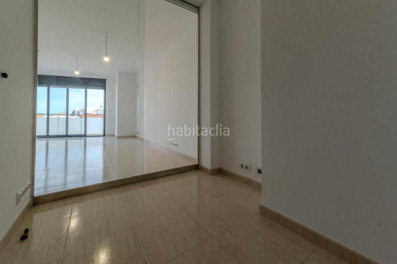 Foto c88e0b39-5812-4e13-b784-2e5b5de6453d. Piso  seminuevo con terraza de 45 m en Can Baró Barcelona