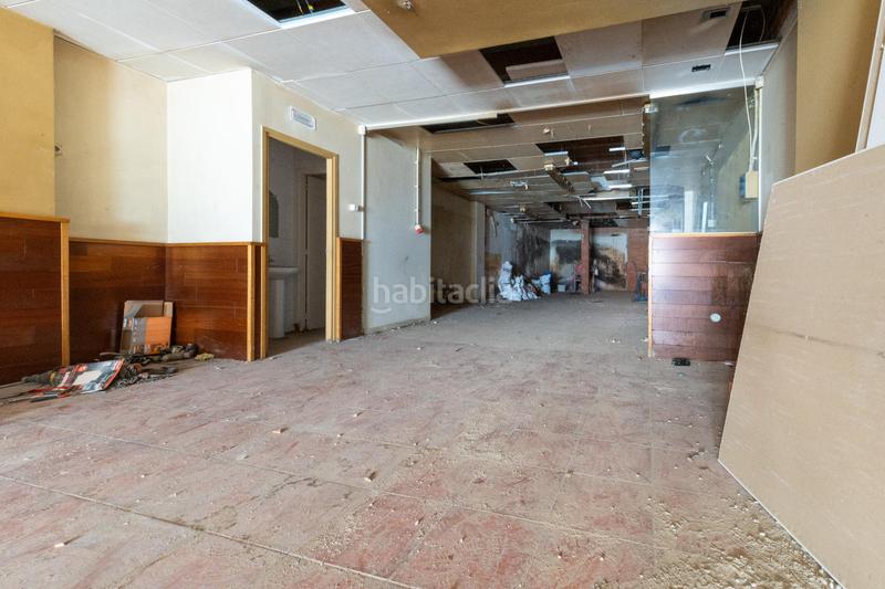 Foto f229c64e-e161-4c60-84b6-b16f42deaa03. Lloguer local comercial a Eixample Sabadell