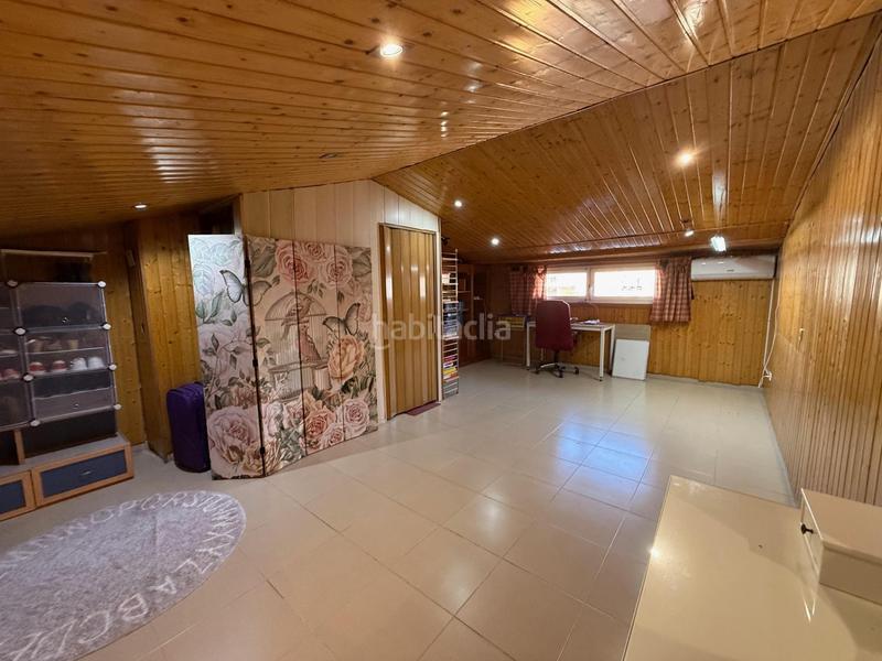 Foto 5def16d1-b110-4193-a66f-5f18ff238d89. Maison avec chauffage parking dans Eixample Sabadell