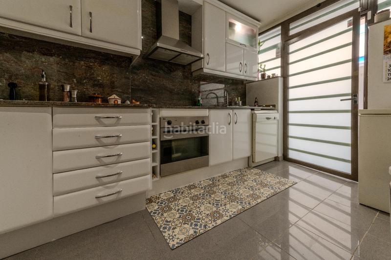 Foto 5b066023-37ab-4c95-bf26-8da55a471774. Planta baja  con terraza de 70 m en Eixample Sabadell