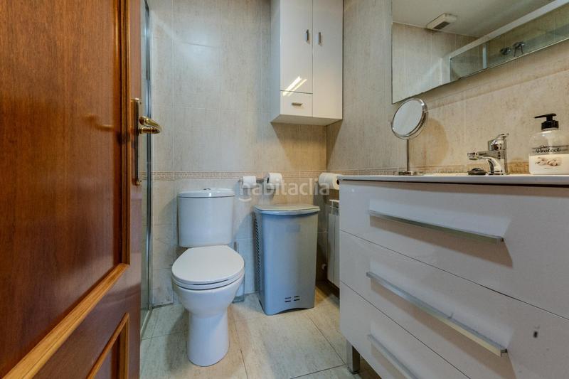 Foto ebc9ef5b-72b4-43a2-938a-146f50acf1a0. Pis amb calefacció aparcament a Sol i Padrís - Sant Oleguer Sabadell