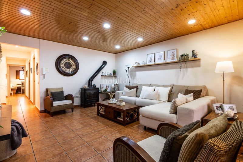 Foto be86f9b3-2cd7-47b3-b07f-8581095d0390. Casa amplitud, luz y confort en el corazón de leixample en Sabadell