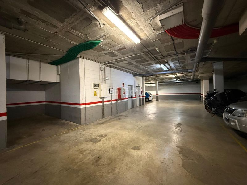 Foto 025f0a94-67c6-4db0-8642-7ddb87bf027c. Appartamento con parcheggio in Eixample Sabadell