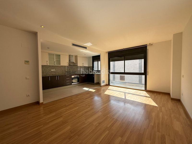 Foto 7dc70939-b622-443c-9e53-527787c0914f. Appartamento con parcheggio in Eixample Sabadell