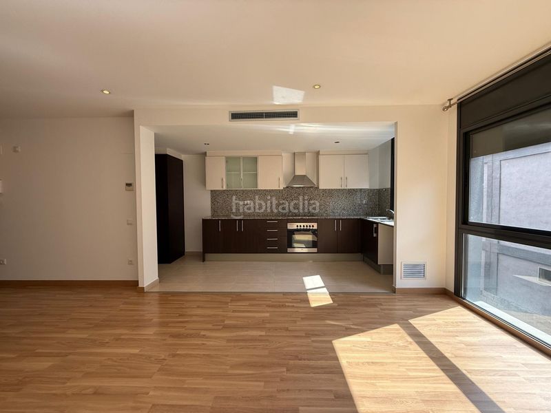 Foto bf1d2fc9-68ee-4543-aae1-f3714d21b979. Appartamento con parcheggio in Eixample Sabadell