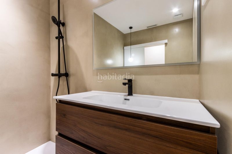 Foto f6c7e914-e377-455b-8f2d-97a14392049b. Casa a Centre Sabadell