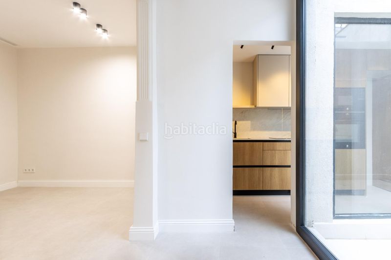 Foto 089c8970-f97a-4226-8fc6-23936967970c. Casa a Centre Sabadell