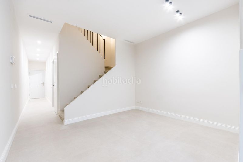 Foto 136cc21d-1ad5-4b8e-9ab3-97410b955368. Casa a Centre Sabadell