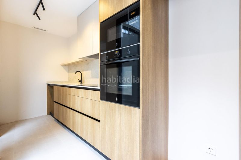 Foto 55c22fa2-4894-44d6-bccf-4fee1f055eef. Casa a Centre Sabadell