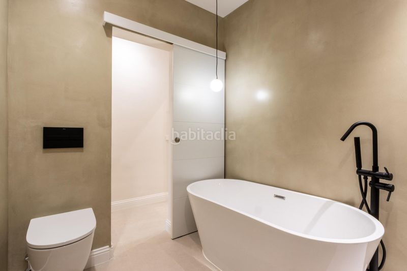 Foto 59566c1d-3a04-42ed-b7a0-73bf152db933. Casa a Centre Sabadell