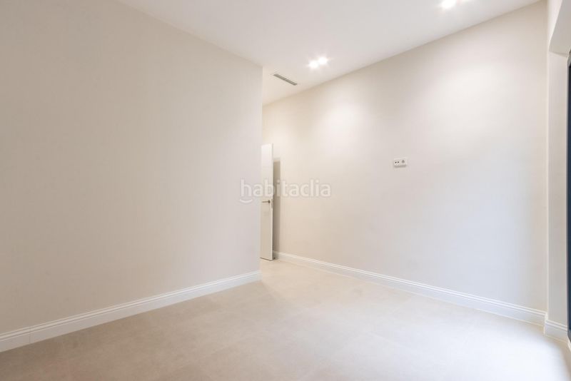 Foto 72e3a4b0-126e-44c9-a35b-89080d1d8961. Casa a Centre Sabadell