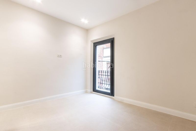 Foto b8eac37f-0692-47f2-b78a-6d57d248b2c3. Casa a Centre Sabadell