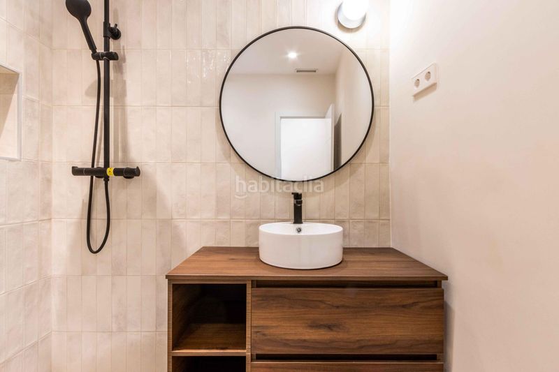 Foto ba7a2625-315e-40d9-8d70-cac06bf32c8f. Casa a Centre Sabadell