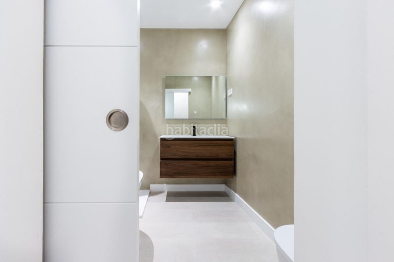 Foto cdd744bb-c892-4cff-9d71-179e4c78f86b. Casa a Centre Sabadell