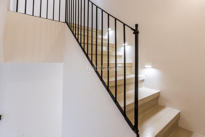 Foto eaabbc1b-7654-46fa-a0e4-dac25daf371a. Casa a Centre Sabadell