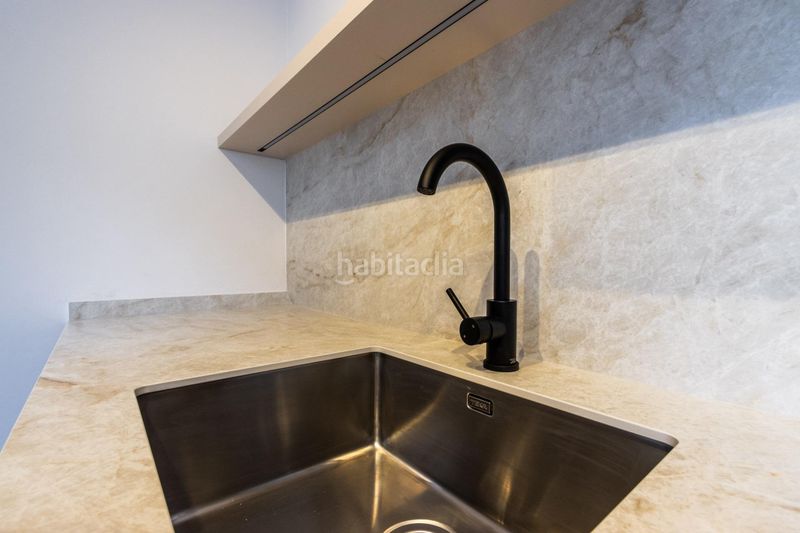 Foto f048a0a6-b4e2-4d07-b971-95786990416a. Casa a Centre Sabadell