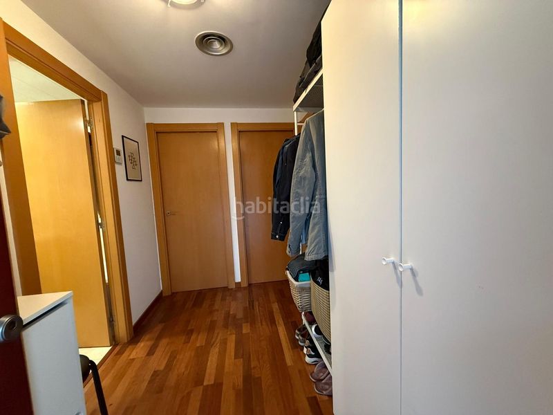 Foto 3b1c2967-8eea-4db2-aea0-eca0b9e4fe9b. Pis amb calefacció aparcament a Covadonga Sabadell