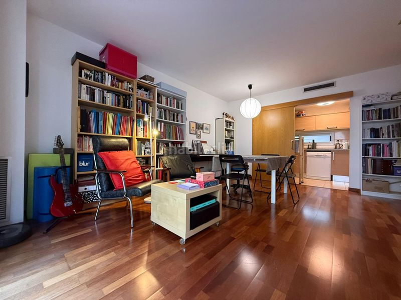 Foto b5e63a23-030d-4108-b210-f3a69f539dad. Pis amb calefacció aparcament a Covadonga Sabadell