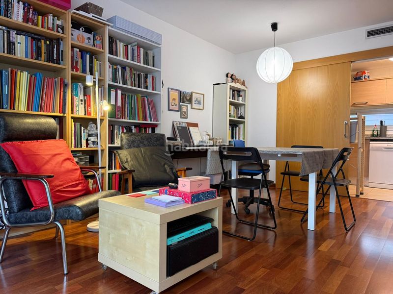 Foto d2c25cea-c63f-4421-829a-f8a818685166. Pis amb calefacció aparcament a Covadonga Sabadell