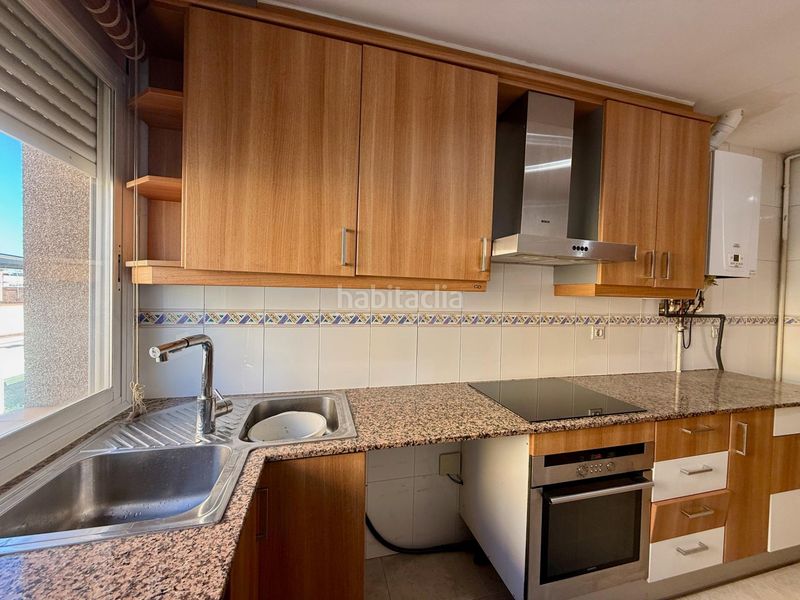 Foto 89d4164c-60e3-4e06-ba3c-6d7de6751582. Àtic amb aparcament a Can Rull Sabadell