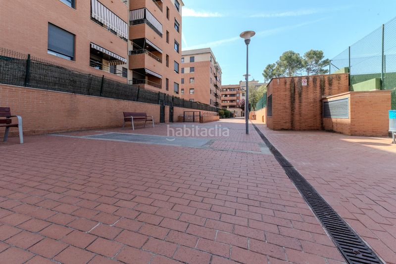Foto 0e19d33d-9214-420b-9816-e9a447ef3f9b. Planta baixa amb calefacció aparcament piscina a Sabadell
