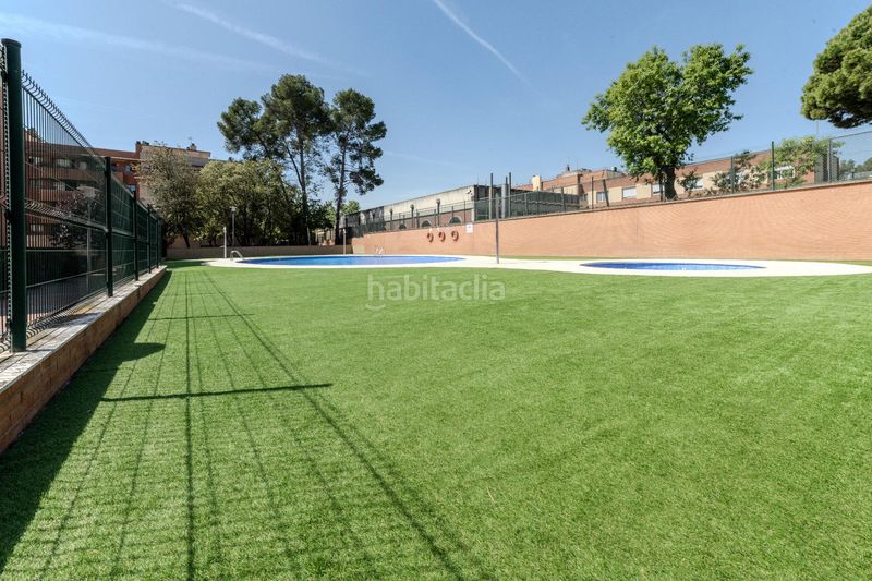 Foto 55893bcb-ff13-4378-8841-b4dbd87d8f08. Planta baixa amb calefacció aparcament piscina a Sabadell