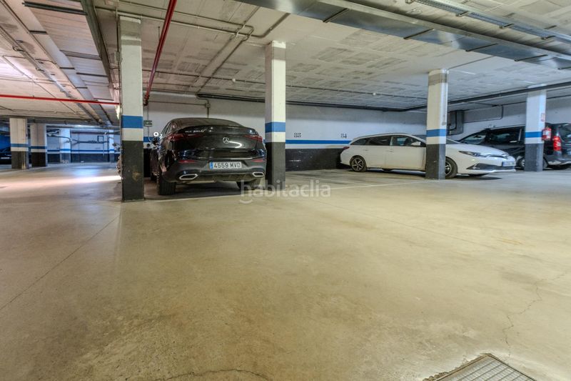 Foto a1d82965-4258-4e85-a4ad-787efcb5057d. Planta baixa amb calefacció aparcament piscina a Sabadell