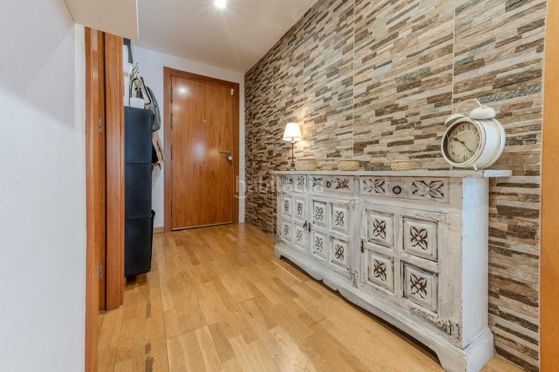 Foto d47e0dd1-3ee4-43f4-b646-db50fd8082f3. Planta baixa amb calefacció aparcament piscina a Sabadell