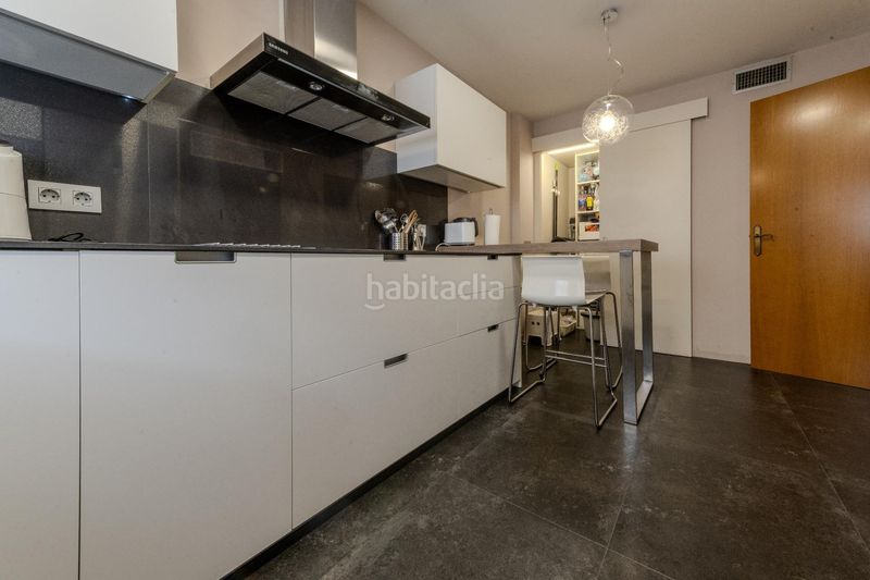 Foto a534a91d-3ff6-4115-8ea7-013901817904. Casa amb calefacció aparcament piscina a Eixample - Can Bogunyà Castellar del Vallès