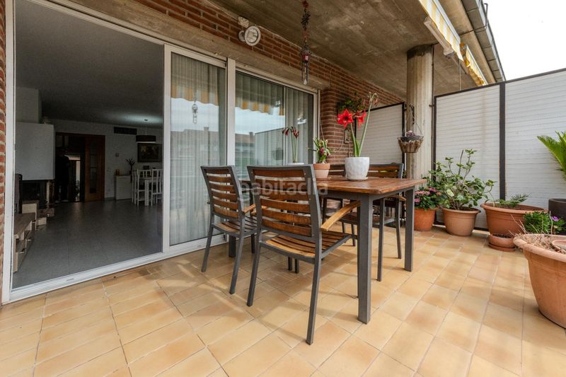 Foto d29717e6-66ed-428c-bd76-dd3732427e9a. Casa amb calefacció aparcament piscina a Eixample - Can Bogunyà Castellar del Vallès